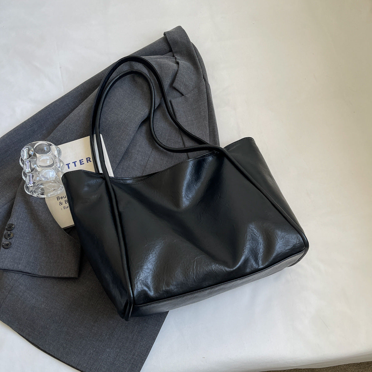 Leather Soft Shoulder Bag – Spacious Commuter & Travel Tote for Women